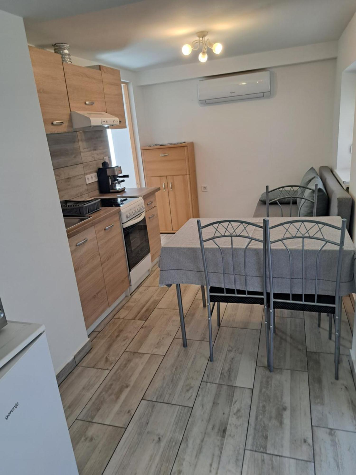 Vivien Apartman Fonyod Luaran gambar
