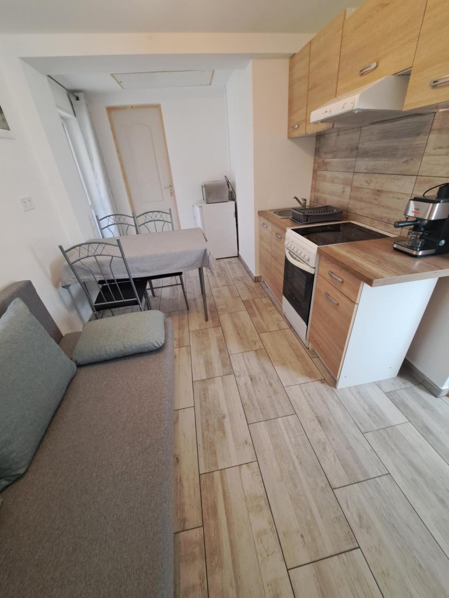 Vivien Apartman Fonyod Luaran gambar