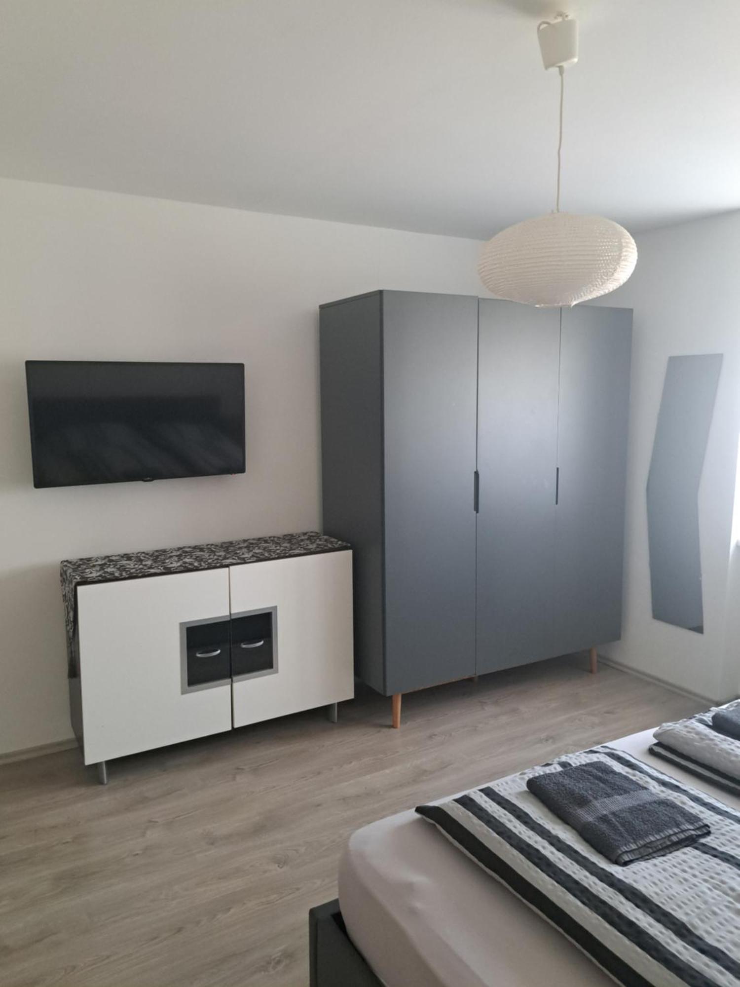 Vivien Apartman Fonyod Luaran gambar